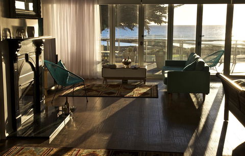 Penguin Beachfront Apartments - Travel Search 0