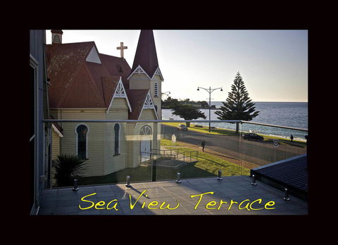 Penguin Beachfront Apartments - Travel Search 7