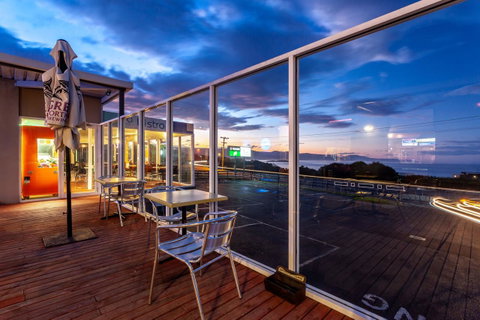 Beachfront Bicheno - Tourism Guide 36