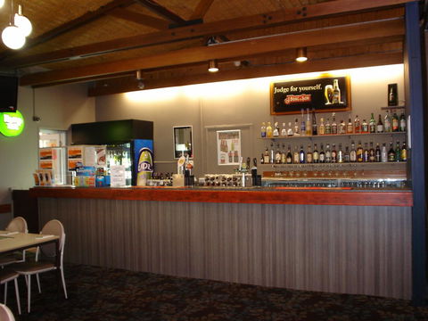 Argosy Motor Inn - Tourism Guide 41
