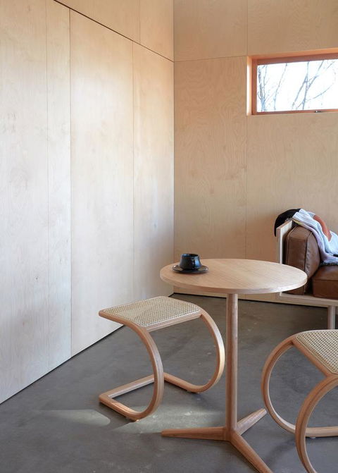 The Bae TAS - Tourism Guide 5