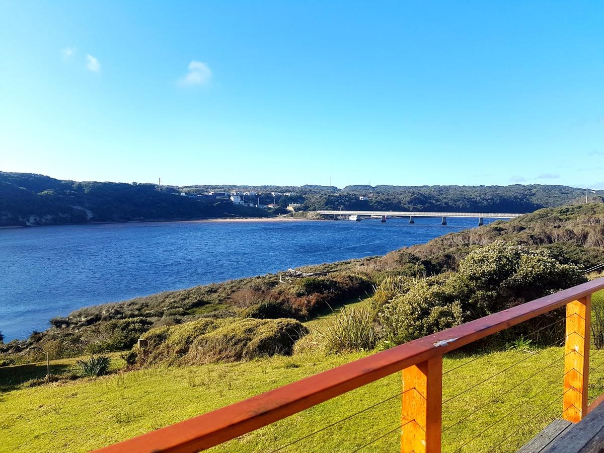 Arthur River TAS Cruises Travel