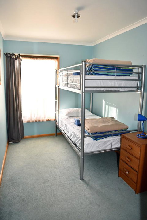 Bicheno Backpackers - Tourism Guide 18