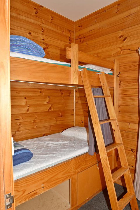 Bicheno Backpackers - Tourism Guide 22