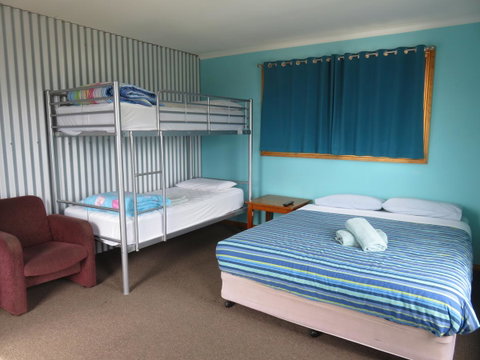Bicheno Backpackers - Tourism Guide 27