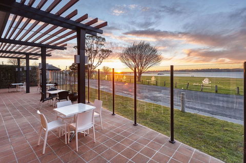 Bayside Hotel - Travel Search 13