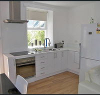 Hobart Colonial Apartment