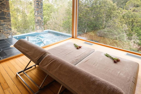 Peppers Cradle Mountain Lodge - Travel Agents 13