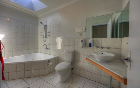 Port Arthur Motor Inn - Travel Search 11