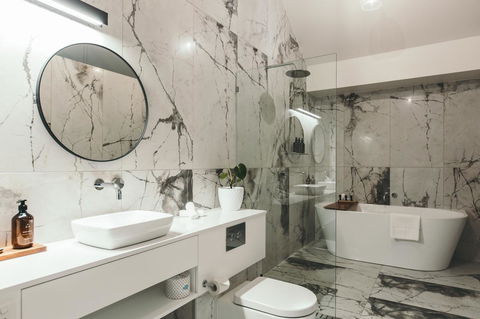 Maylands Lodge - Travel Search 10