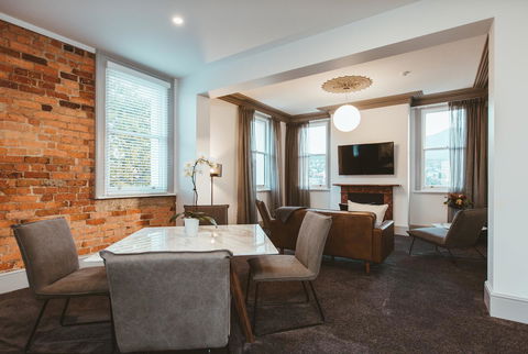 Maylands Lodge - Travel Search 11