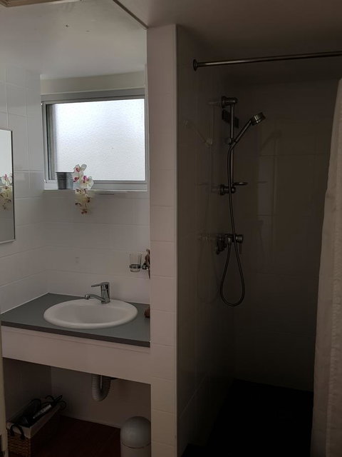 Beach Hut Scamander - Tourism Guide 11