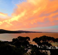 DOLPHIN LOOKOUT COTTAGE - amazing views of the Bay of Fires - Travel Search