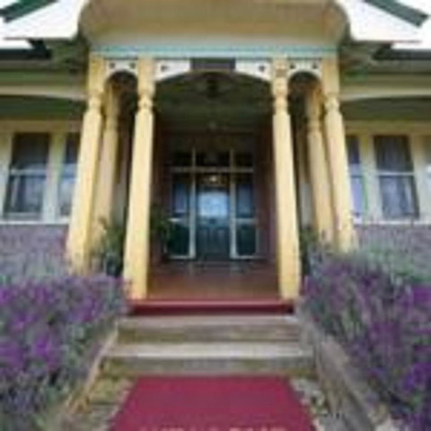 Orana House - Tourism Guide 3