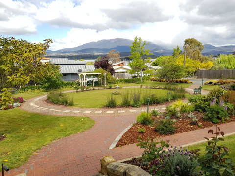 Orana House - Tourism Guide 7