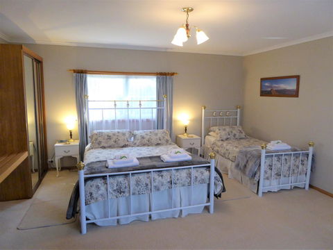 Tamar River Retreat - Travel Search 0