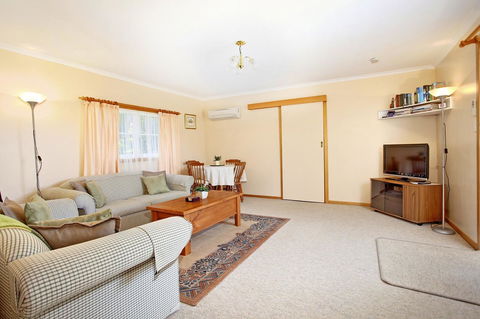 Tamar River Retreat - Travel Search 6