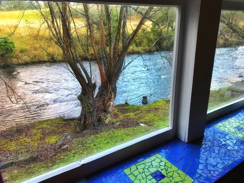 Platypus Playground Riverside Cottage - Travel Search 10