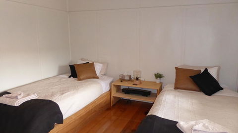 Riders Hut - Derby - Travel Search 13