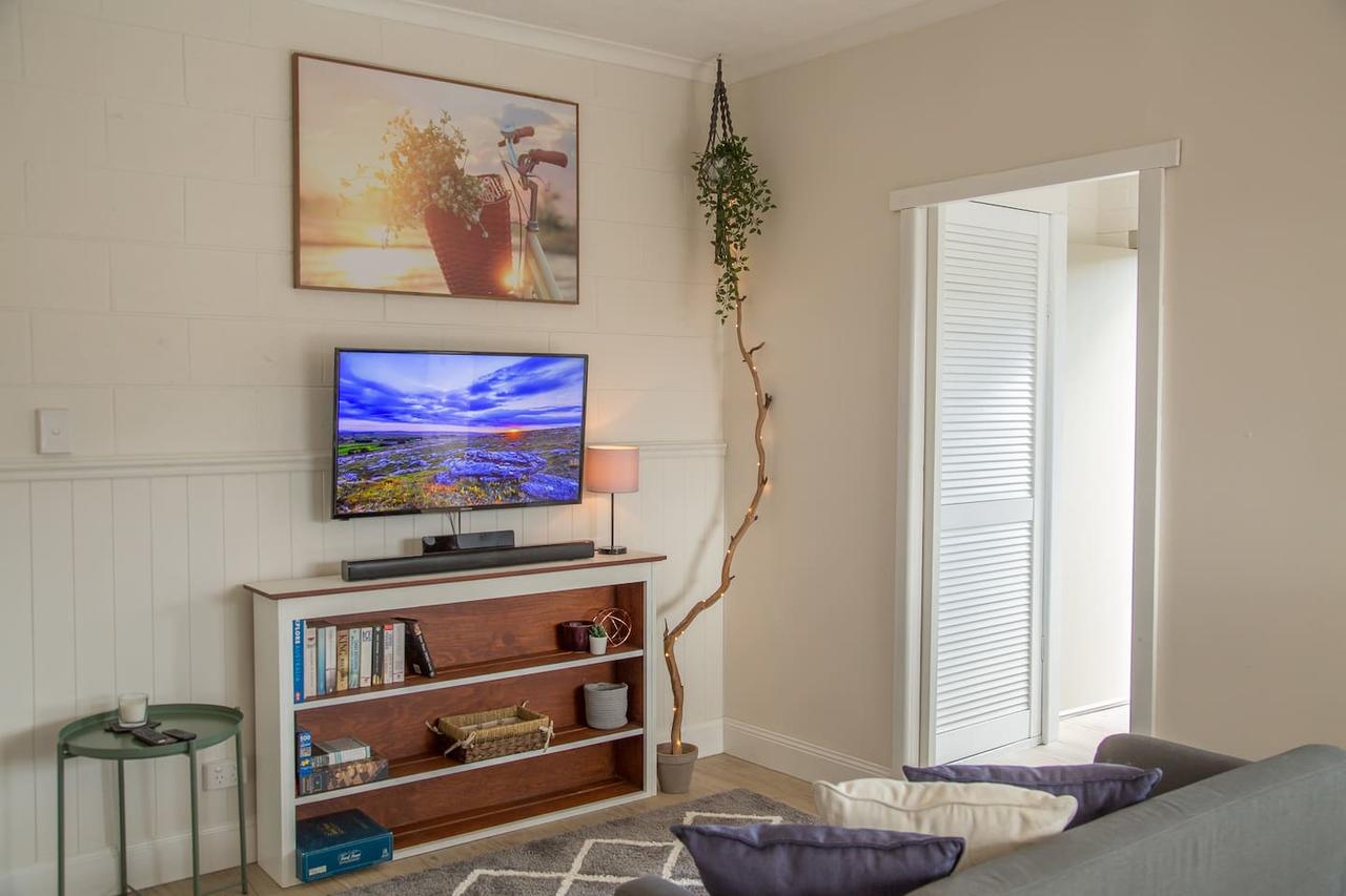 West Moonah TAS Travel Agents
