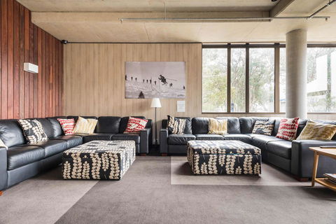 Buller Central Hotel - Tourism Guide 4