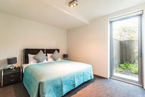 The Waverley International Hotel - Tourism Guide 34