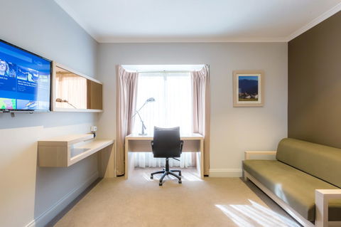 The Waverley International Hotel - Tourism Guide 17