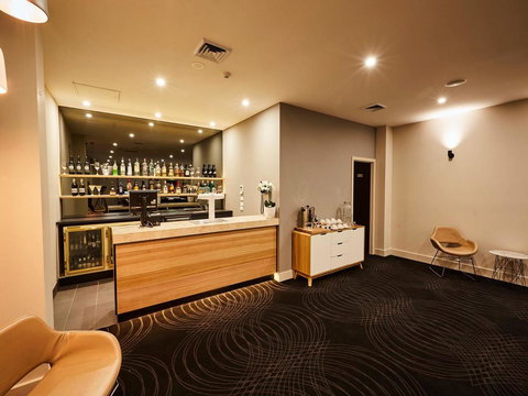 Mornington Hotel - Travel Agents 33