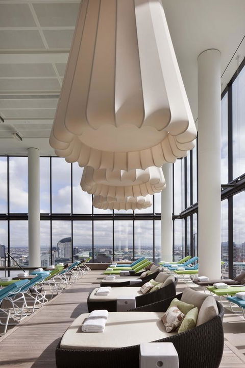 Crown Metropol Melbourne - Travel Search 15
