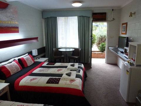 The Grampians Motel - Travel Agents 11