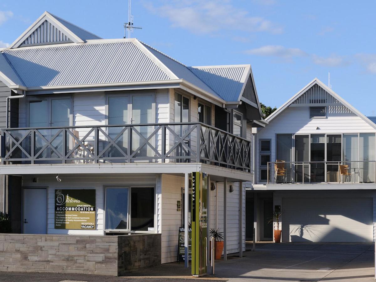Port Fairy VIC Travel Search