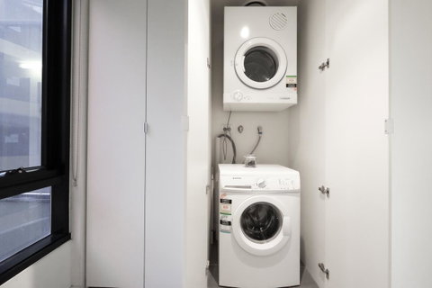 Mono Apartments On Franklin Street - Tourism Guide 9