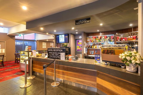Nightcap At Keysborough Hotel - Tourism Guide 9