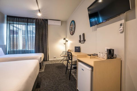 Nightcap At Keysborough Hotel - Tourism Guide 24