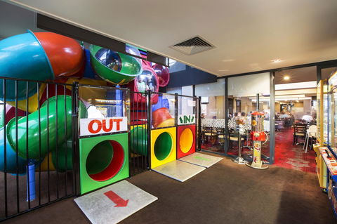 Nightcap At Keysborough Hotel - Tourism Guide 5