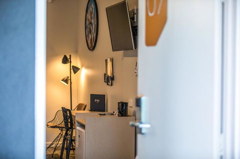 Nightcap At Keysborough Hotel - Tourism Guide 12