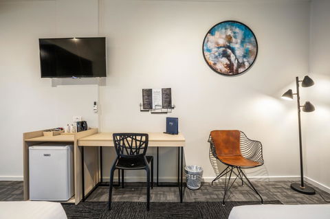 Nightcap At Keysborough Hotel - Tourism Guide 20