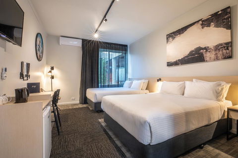 Nightcap At Keysborough Hotel - Tourism Guide 0