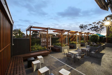 Nightcap At Keysborough Hotel - Tourism Guide 28