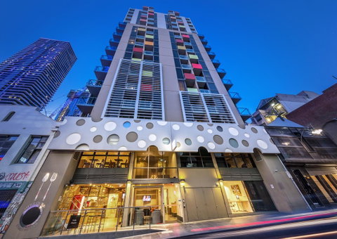 Brady Hotels Central Melbourne - Tourism Guide 26