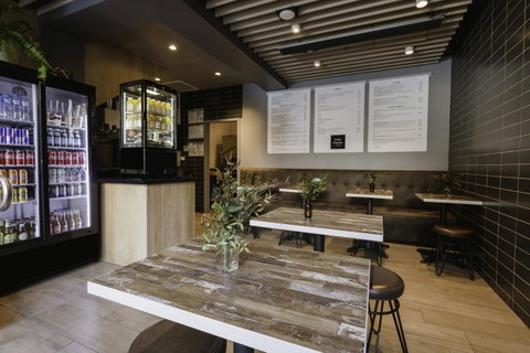 Brady Hotels Central Melbourne - Tourism Guide 13