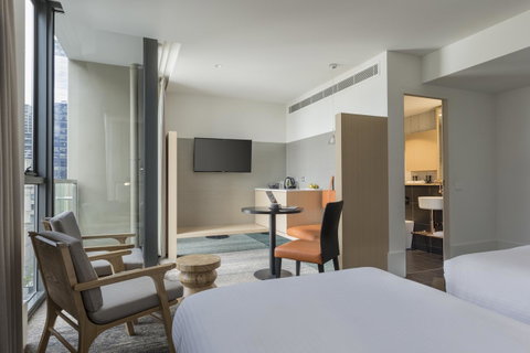 Brady Hotels Central Melbourne - Tourism Guide 2
