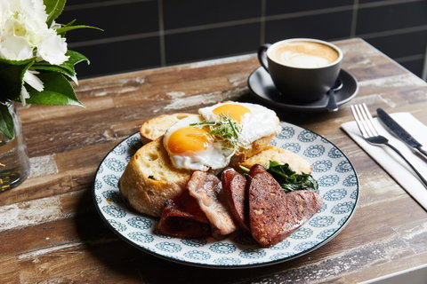 Brady Hotels Central Melbourne - Tourism Guide 30