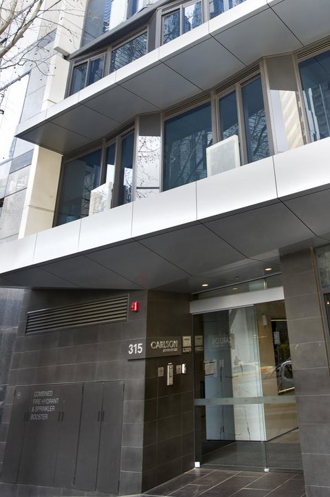 Mono Apartments On La Trobe Street - Tourism Guide 13