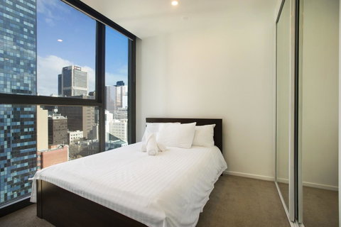 Mono Apartments On La Trobe Street - Tourism Guide 9