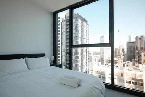 Mono Apartments On La Trobe Street - Tourism Guide 3