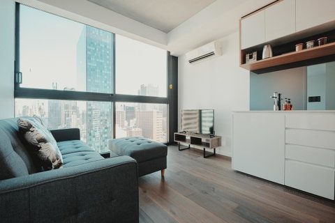 Mono Apartments On La Trobe Street - Tourism Guide 2