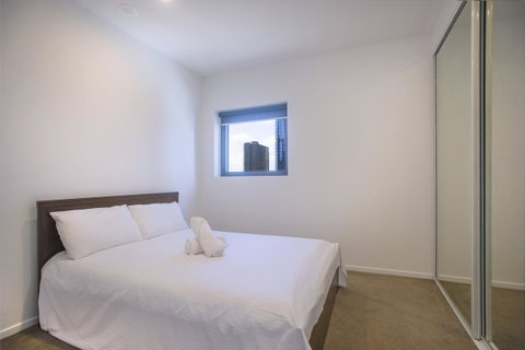 Mono Apartments On La Trobe Street - Tourism Guide 8