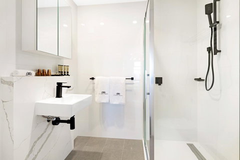 The Hamptons Apartments - St Kilda - Tourism Guide 11