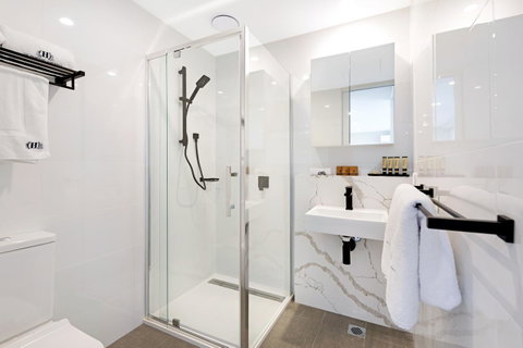 The Hamptons Apartments - St Kilda - Tourism Guide 25